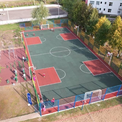 В Уфе в рамках партпроекта «Реальные дела» открыли спортивную площадку